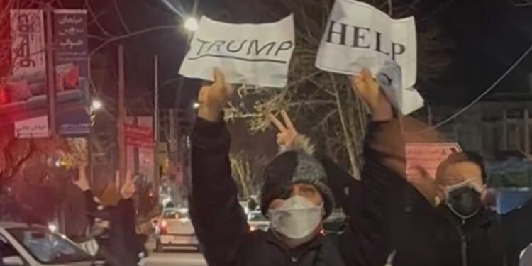 U.S. Mobilizes as Iran Crackdown Intensifies; Reports Cite Hospital Killings