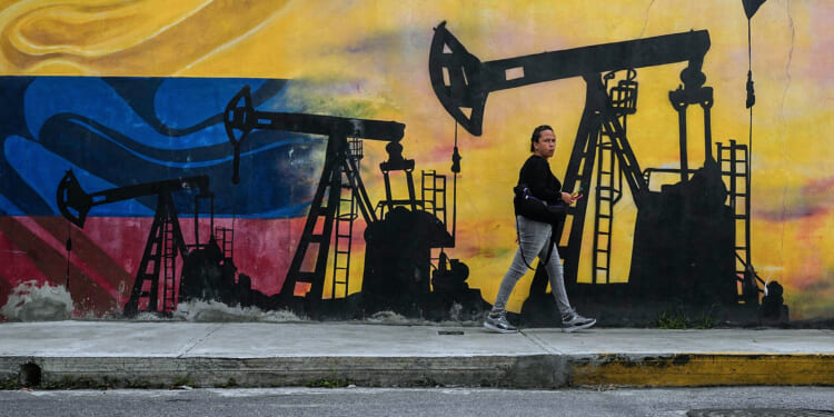 US Seizes 2 Sanctioned Oil Tankers Linked to Venezuela in the North Atlantic and the Caribbean