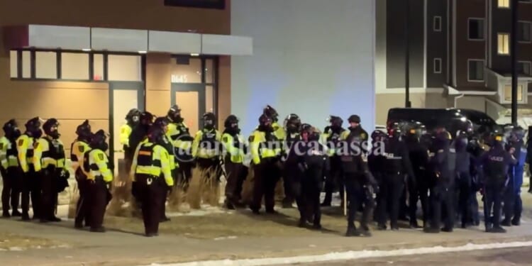 Minnesota State Police quickly dispersed a crowd of protesters.