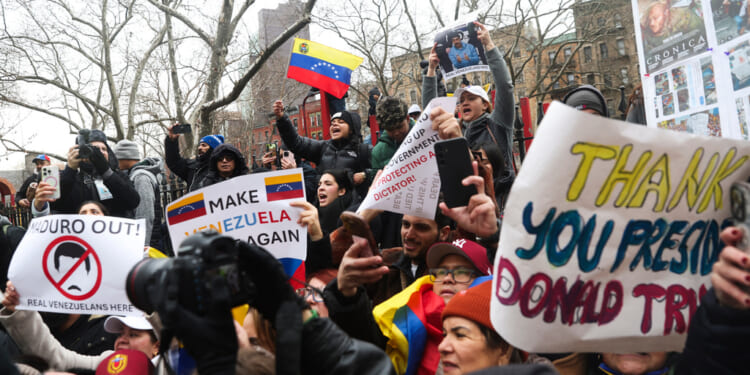 'We Are Not Occupying a Country': US Ambassador Defends Maduro Capture