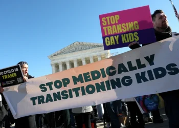 22-year-old detransitioner wins $2M lawsuit against doctors who pushed double mastectomy at age 16 – One America News Network