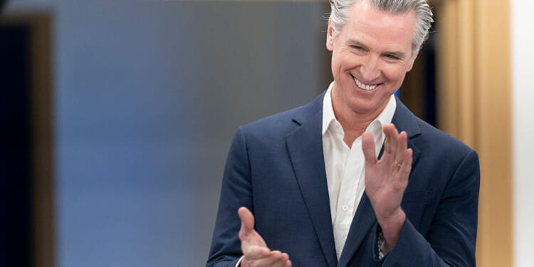 Democrats Could Gift-Wrap California for the GOP - Liberty Nation News