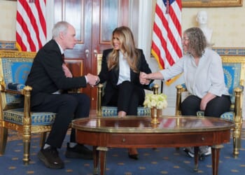 Fmr. hostages Keith and Aviva Siegel thank Trump and Melania for role in hostage deal – One America News Network