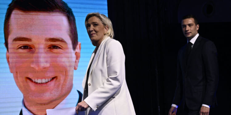 Macron’s sinister attempt to ‘Le Pen-proof’ France