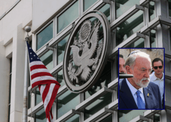 (Background) This picture shows a partial view of the US Embassy Branch Office in Tel Aviv, on March 8, 2024. (Photo by JACK GUEZ / AFP) (Photo by JACK GUEZ/AFP via Getty Images) / (R) The US