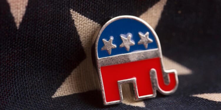 Why America's Two-Party System Will Never Threaten the True Political Elites