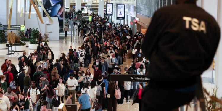 Most TSA employees have received back pay amidst partial gov’t shutdown – One America News Network