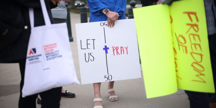 A Win for Free Speech and Religion in a TN School - Liberty Nation News