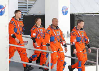 Artemis mission reeks of Musk