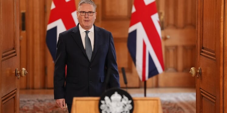 Britain Walks a Mile in Israel’s Shoes – Commentary Magazine