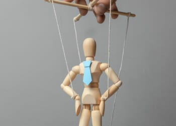 Cue the Iranian “Regime Change” Puppet