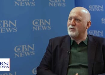 Devout Jew Tries Disproving Scripture, Gives Life to Jesus Instead