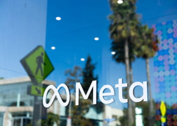 Left or Right: Who's Winning the Social Media Arms Race?