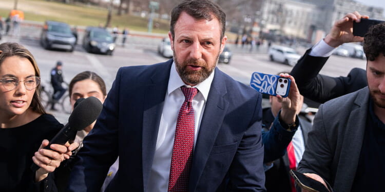 Markwayne Mullin in the Spotlight as DHS Issues Simmer on Capitol Hill