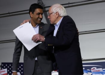 Sanders, Khanna Unveil $4.4 Trillion Tax Increase