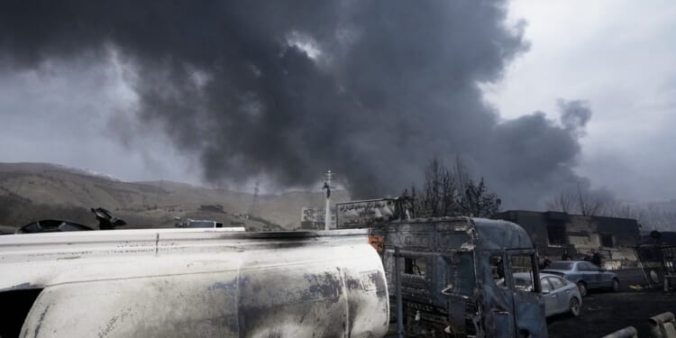 US Destroys Iranian Mine-Laying Vessels as Tehran Seeks to Choke Off Hormuz Oil Supply