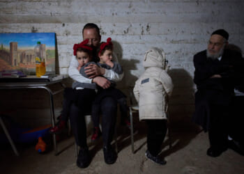 White House Claims Iran's Leadership is Desperate, Talks Ongoing, Despite Regime's Denials