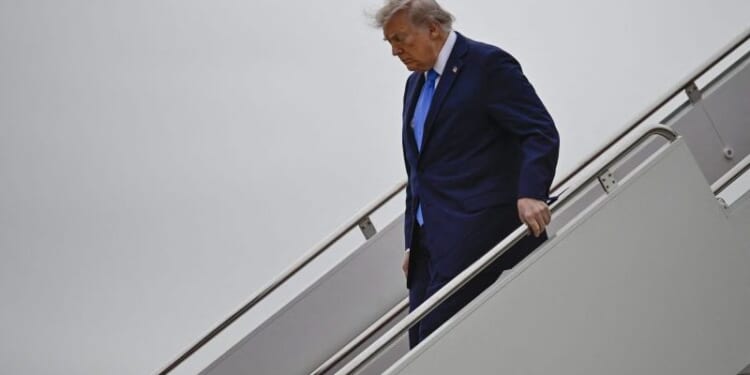 Trump to attend White House Correspondents’ Dinner for 1st time as president to ‘make it the GREATEST, HOTTEST and MOST SPECTACULAR’