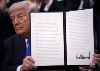 Trump signs EO creating TrumpIRA.gov, expanding access to retirement savings for over 50M uncovered U.S. workers – One America News Network