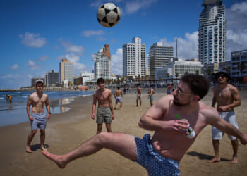 As Fragile Ceasefire Holds, Vance to Lead US-Iran Weekend Negotiations in Pakistan