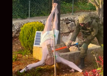 IDF Condemns Photo of Soldier Smashing Lebanon Jesus Statue; Expert Says Probe Photo Production