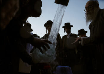 Israel Prepares for Wartime Passover as Trump Dismisses Iran Threats against US Companies, Predicts Conflict's End