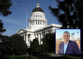 (Background) A view of the California State Capitol February 19, 2009 in Sacramento, California. After days of wrangling, the California State Senate secured the necessary two-thirds majority to pass a $41 billion budget after Sen. Abel Maldonado (R-Santa Maria) broke party lines and voted for the budget. (Photo by Justin Sullivan/Getty Images) / (R) California State Senator Tony Strickland (via: sr36.senate.ca.gov)