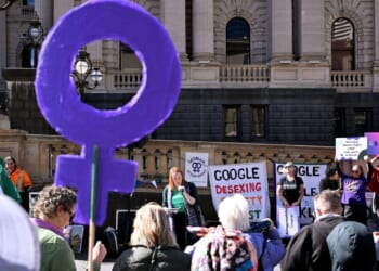 Why Australian lesbians are battling against gender self-ID