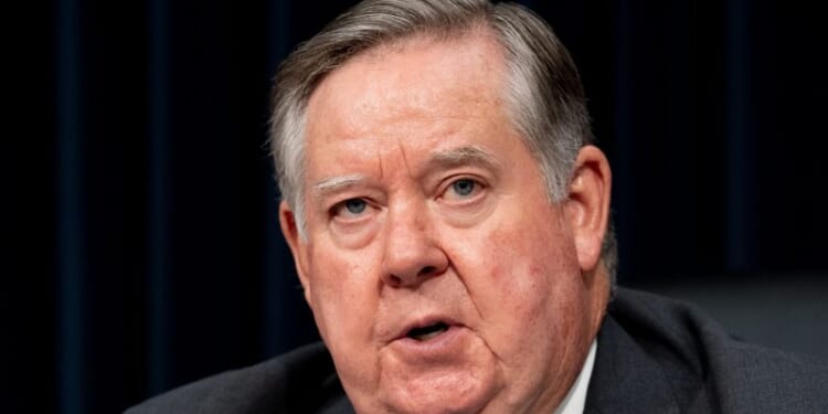 Calif. GOP lawmaker introduces resolution condemning energy policies – One America News Network